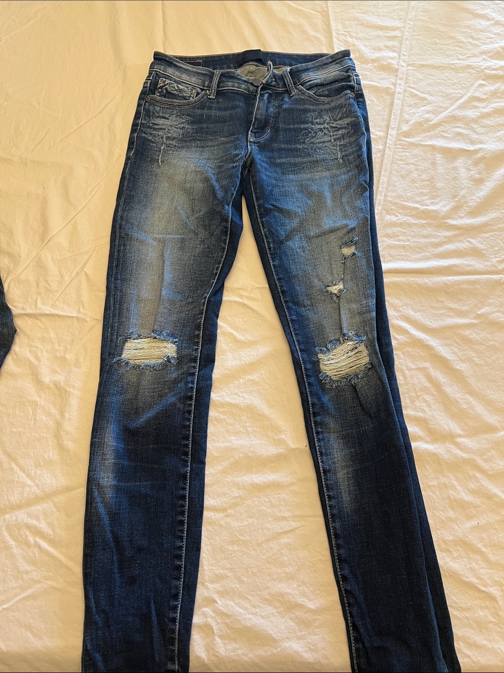 Buckle Women's Dark Blue Distressed Skinny Jeans